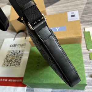 gucci messenger bag 26x23cm Bags