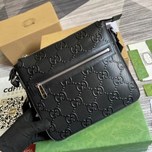 gucci messenger bag 26x23cm Bags