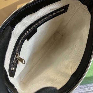 gucci messenger bag 26x23cm Bags