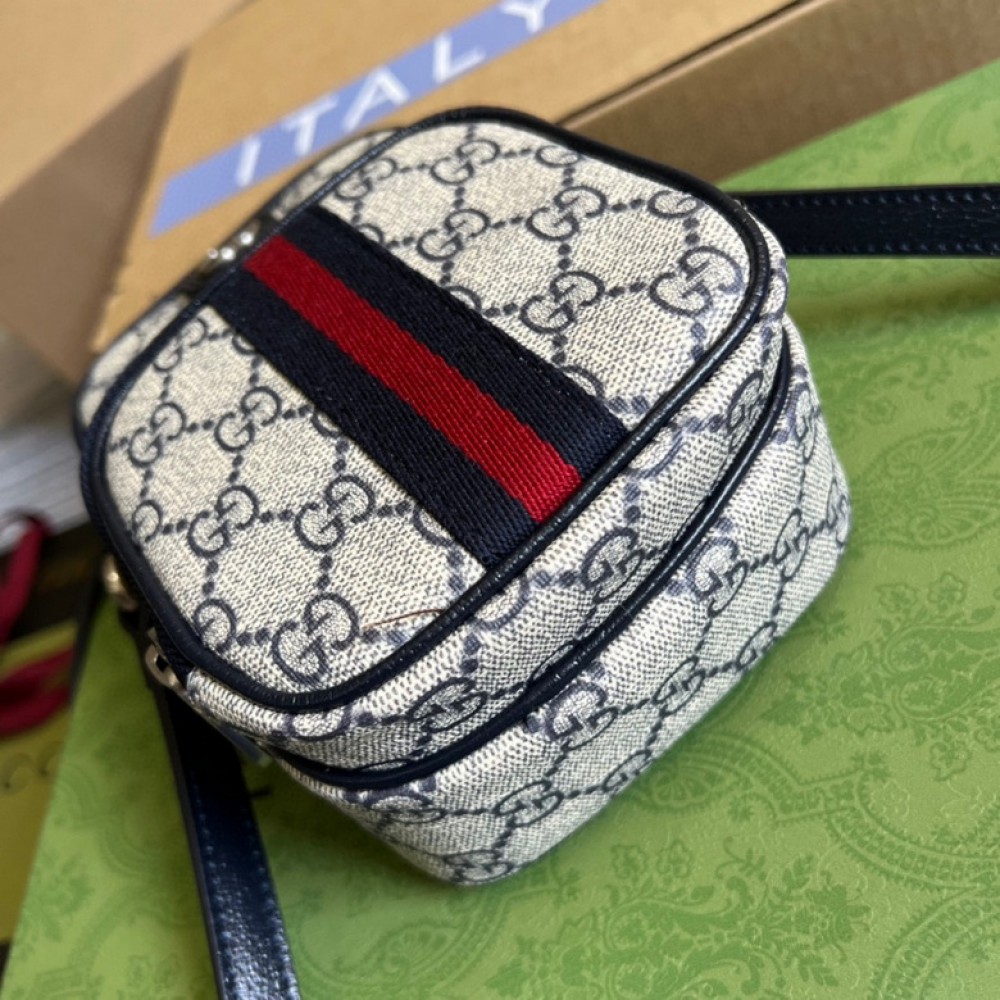 Gucci messenger bag 12x16x7cm Bags