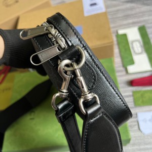 Gucci messenger bag 24.5X16X4.5cm Bags