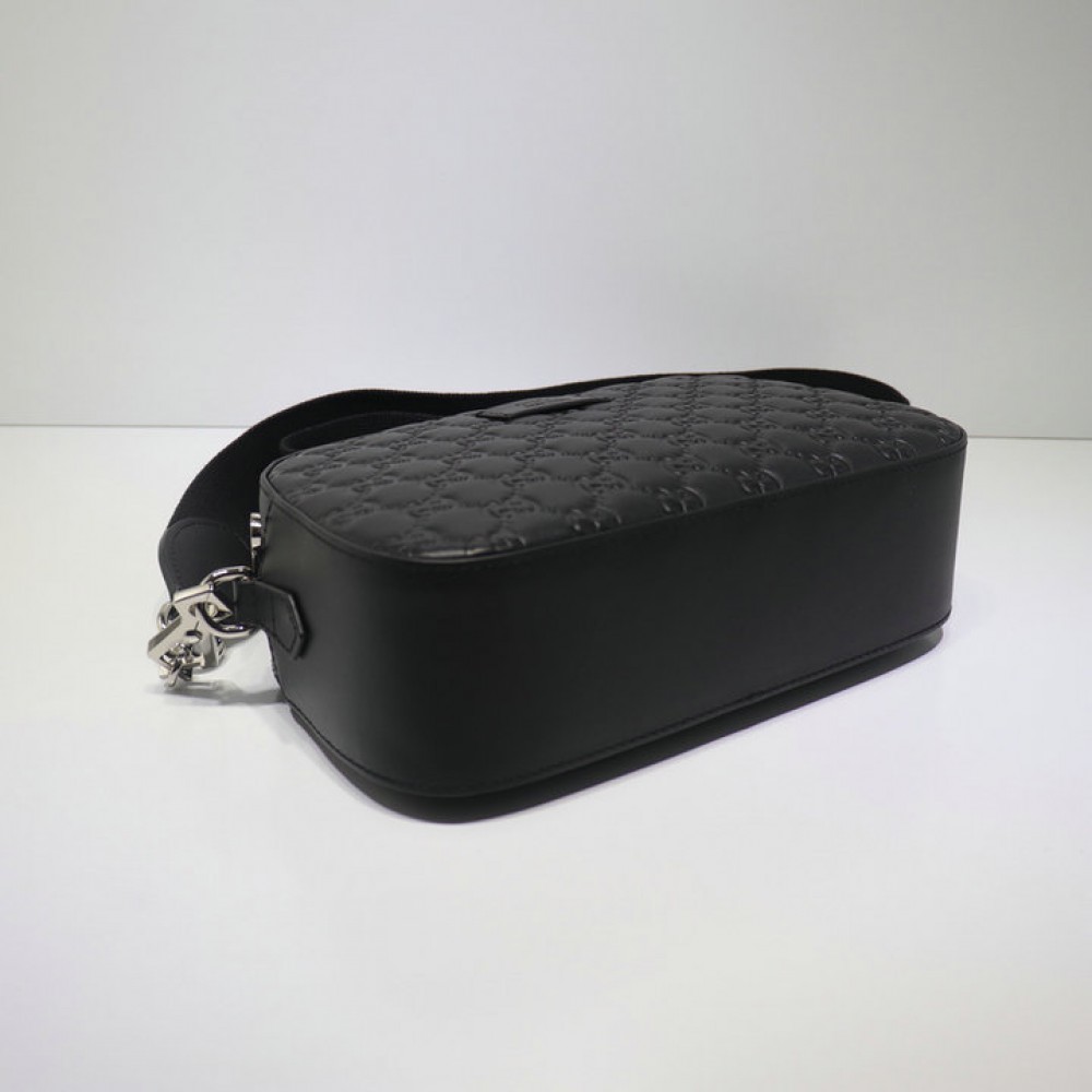 Gucci messenger bag 24x21.5cm Bags