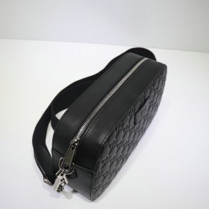 Gucci messenger bag 24x21.5cm Bags