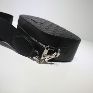 Gucci messenger bag 24x21.5cm Bags