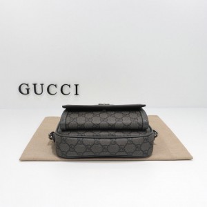 Gucci messenger bag 20×12.5×9 cm Bags
