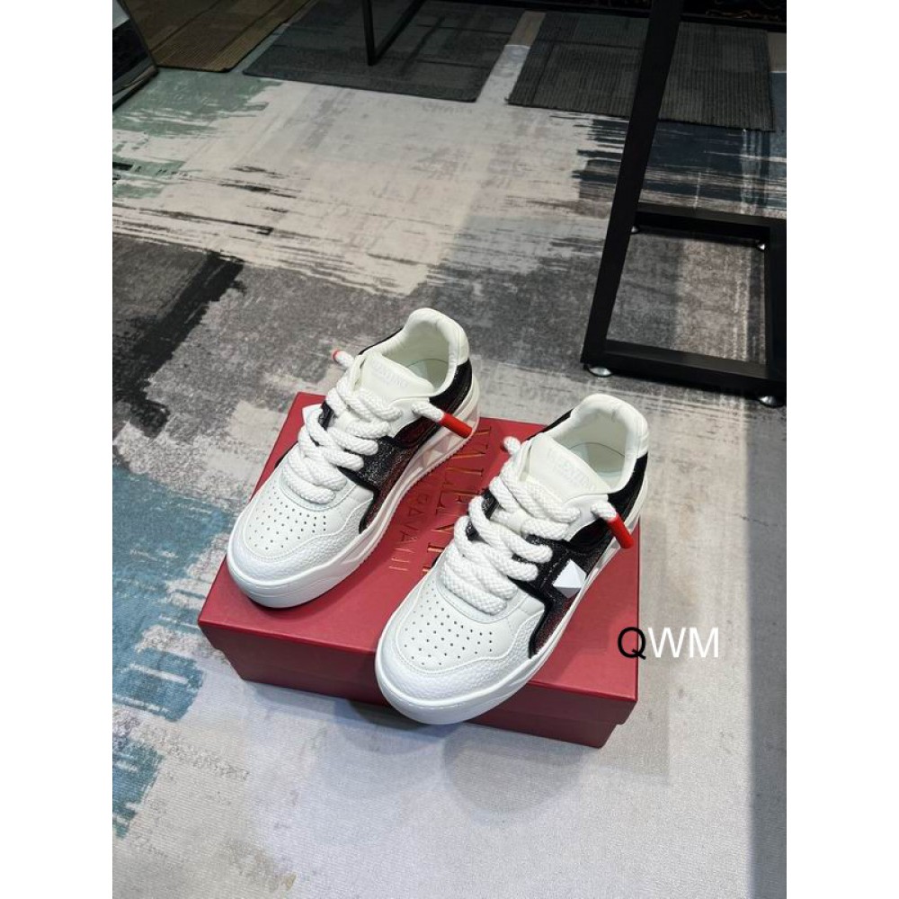 Valentino sneakers 36-46 Shoes