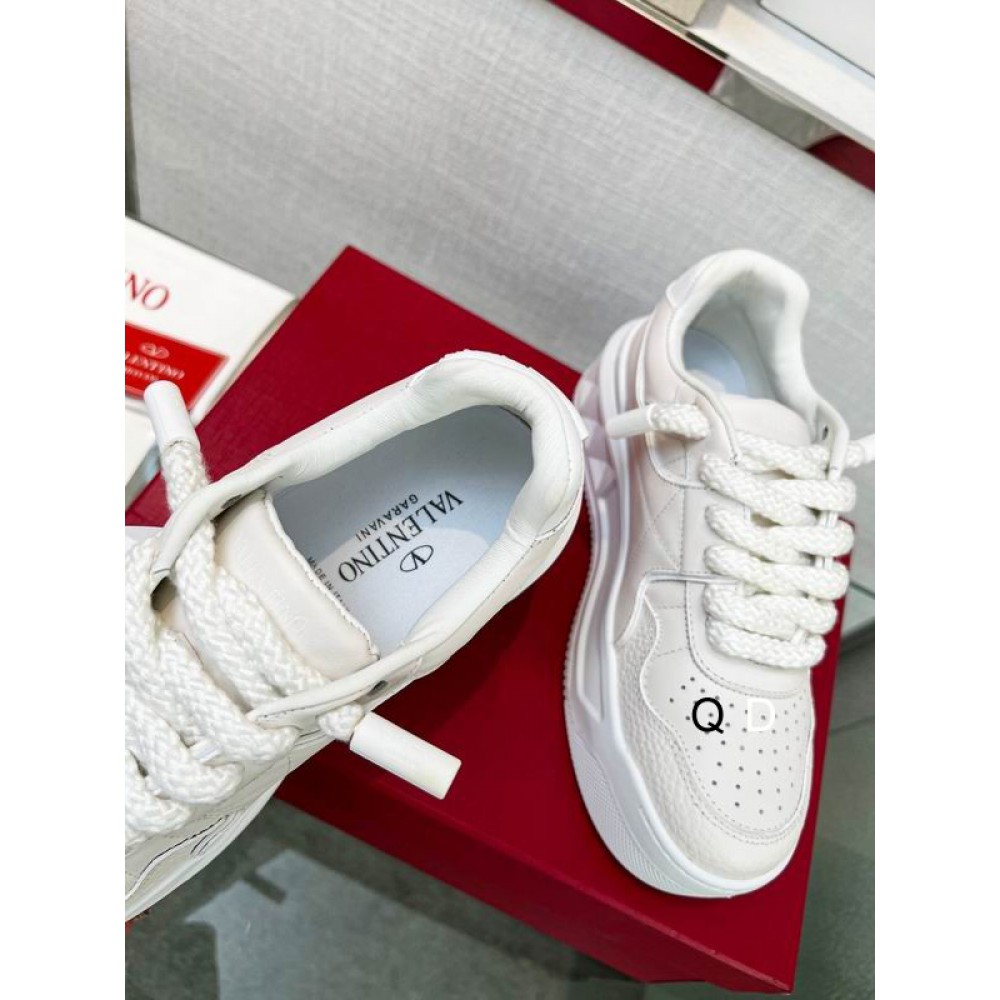 Valentino sneakers 36-46 Shoes