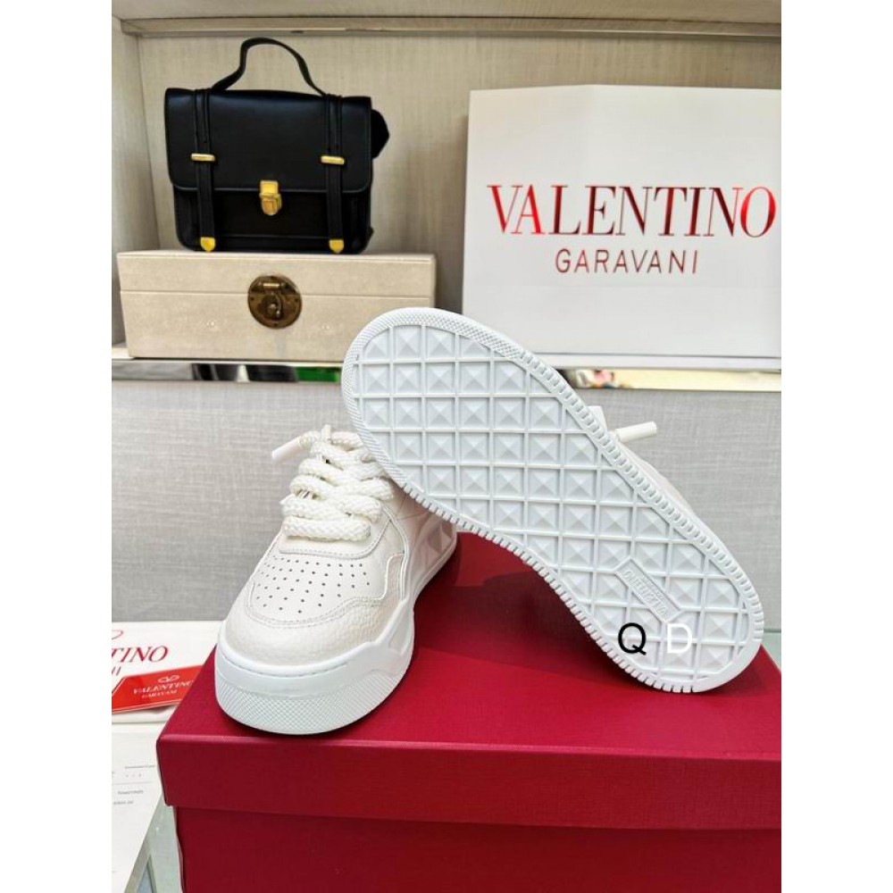 Valentino sneakers 36-46 Shoes