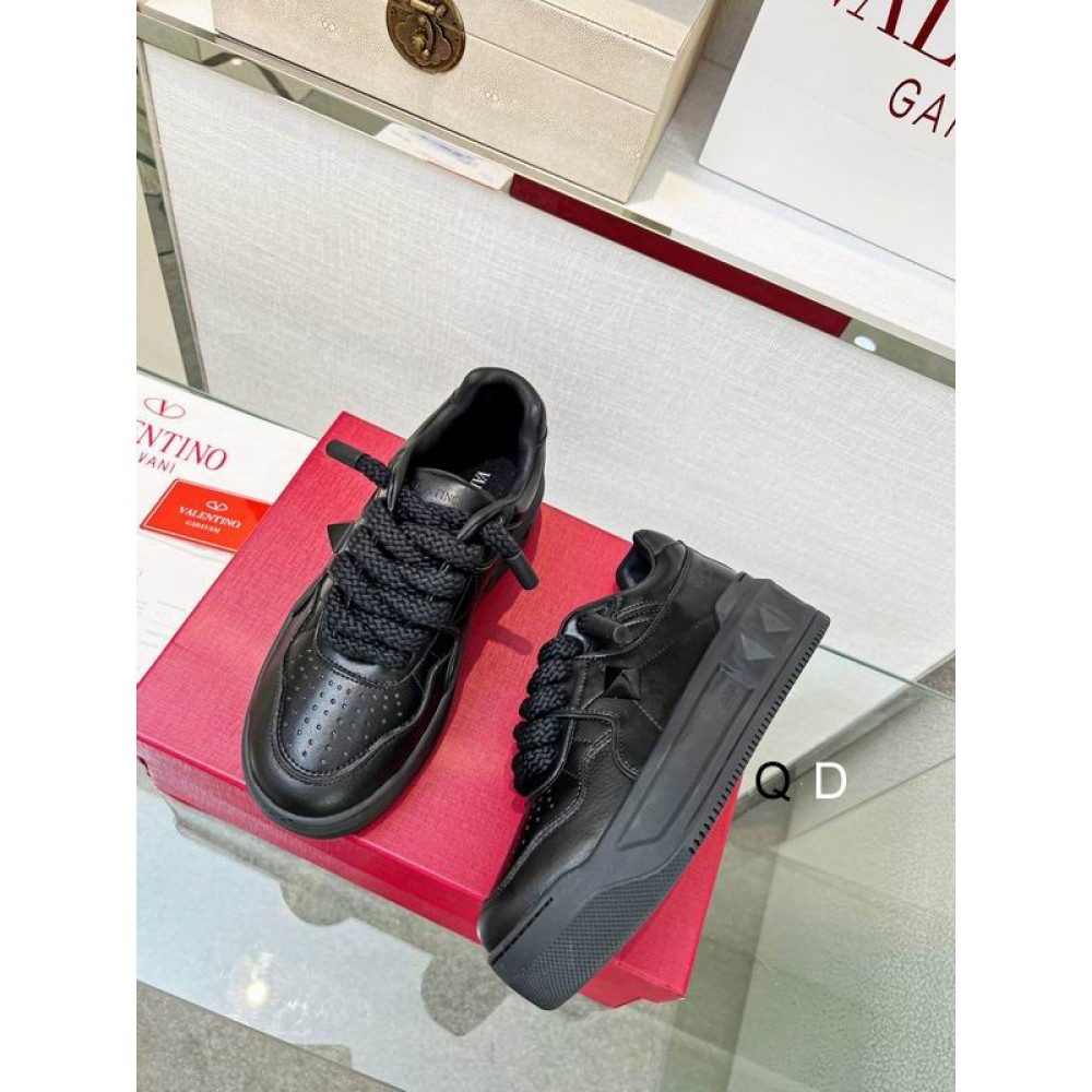 Valentino sneakers 36-46 Shoes