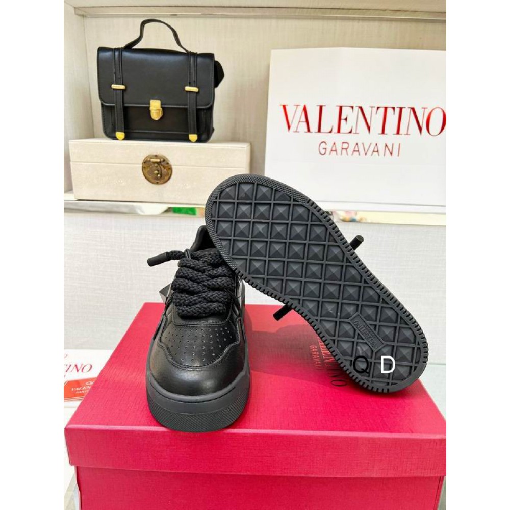 Valentino sneakers 36-46 Shoes