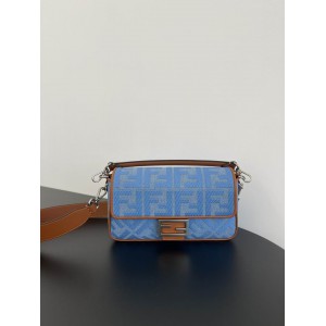 Fendi baguette 26cm Bags