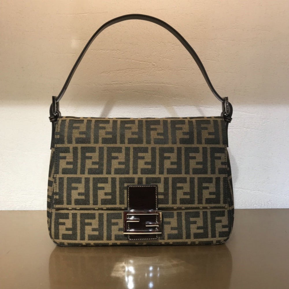 Fendi baguette 29x21x11 cm Bags