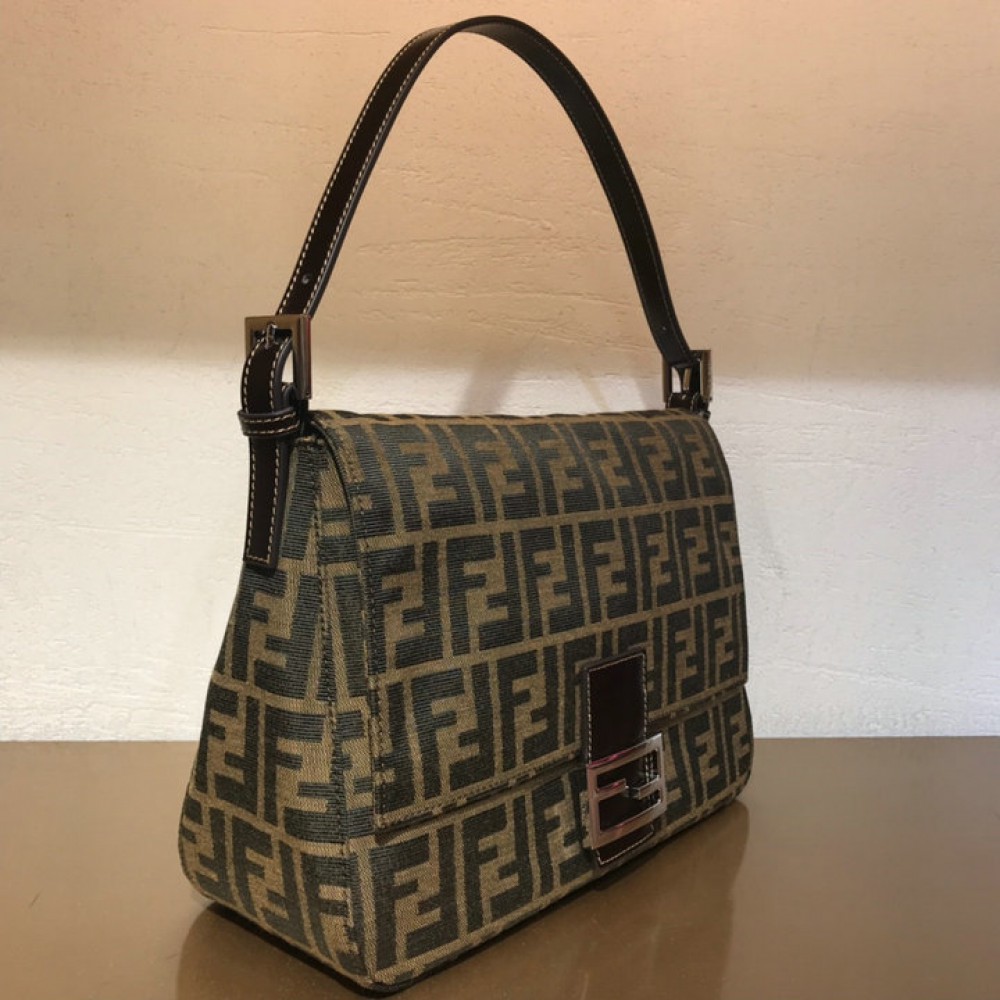 Fendi baguette 29x21x11 cm Bags