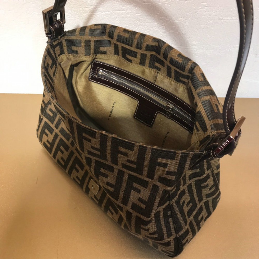 Fendi baguette 29x21x11 cm Bags