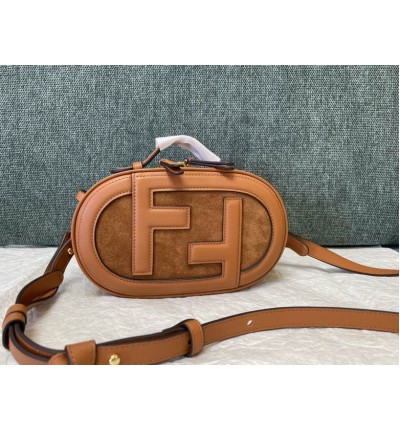 Fendi camera bag 21x12.5x7cm