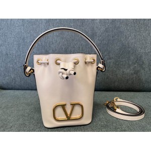 Valentino bucket bag 12x18cm Bags