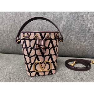Valentino bucket bag 12x18cm Bags