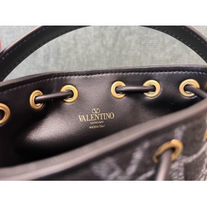 Valentino bucket bag 12x18cm Bags