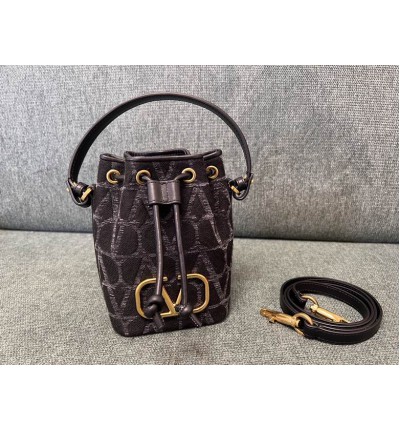 Valentino bucket bag 12x18cm
