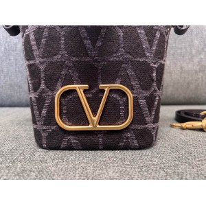 Valentino bucket bag 12x18cm Bags
