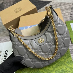 Gucci Matelassé shoulder bag 27cm 