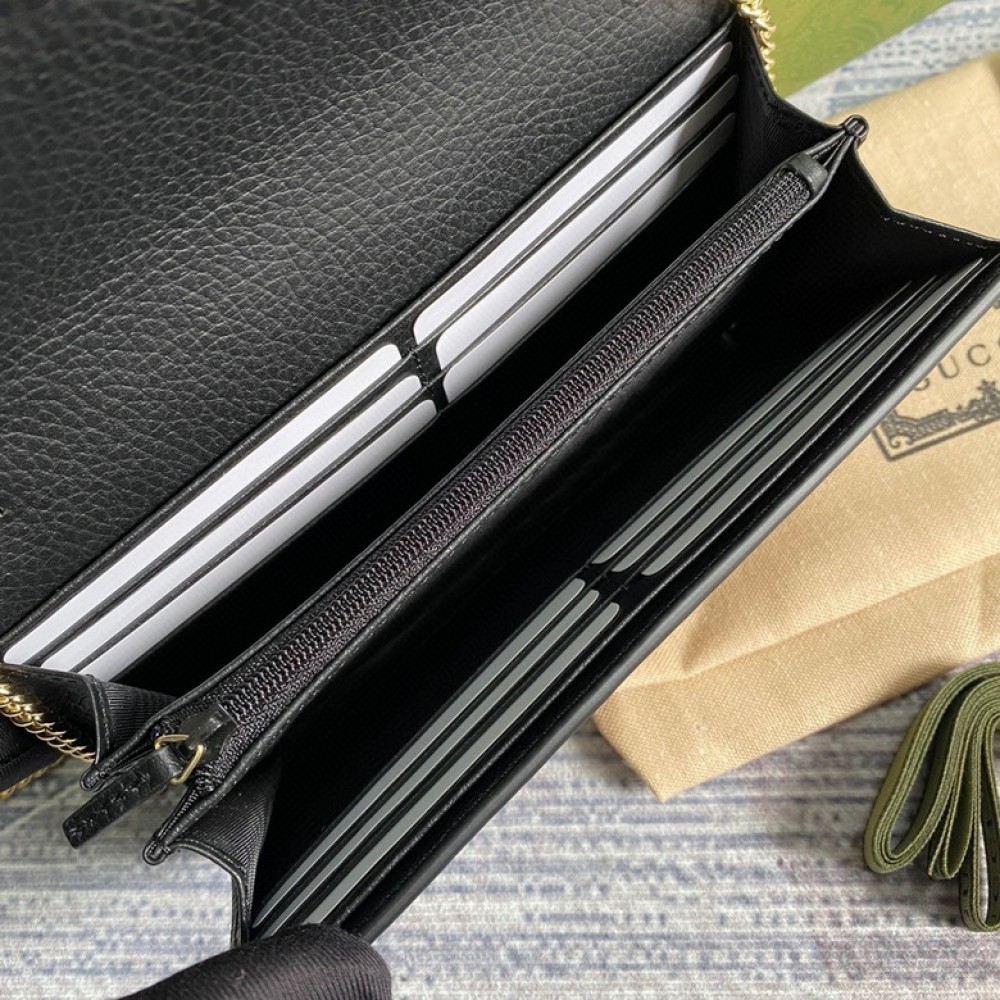 Gucci wallet on chain 19x10x4cm black Clutches