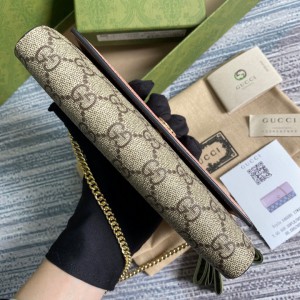 Gucci wallet on chain 19x10x4cm pink Clutches