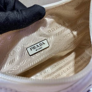 Prada re edition 2000 nylon 23x13x6cm white Bags