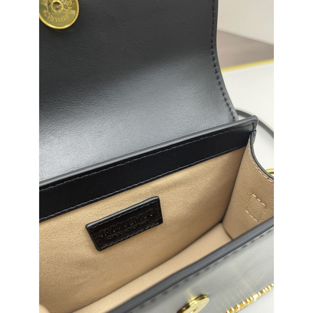 Le Chiquito Noeud leather top handle bag 20x15.5cm 