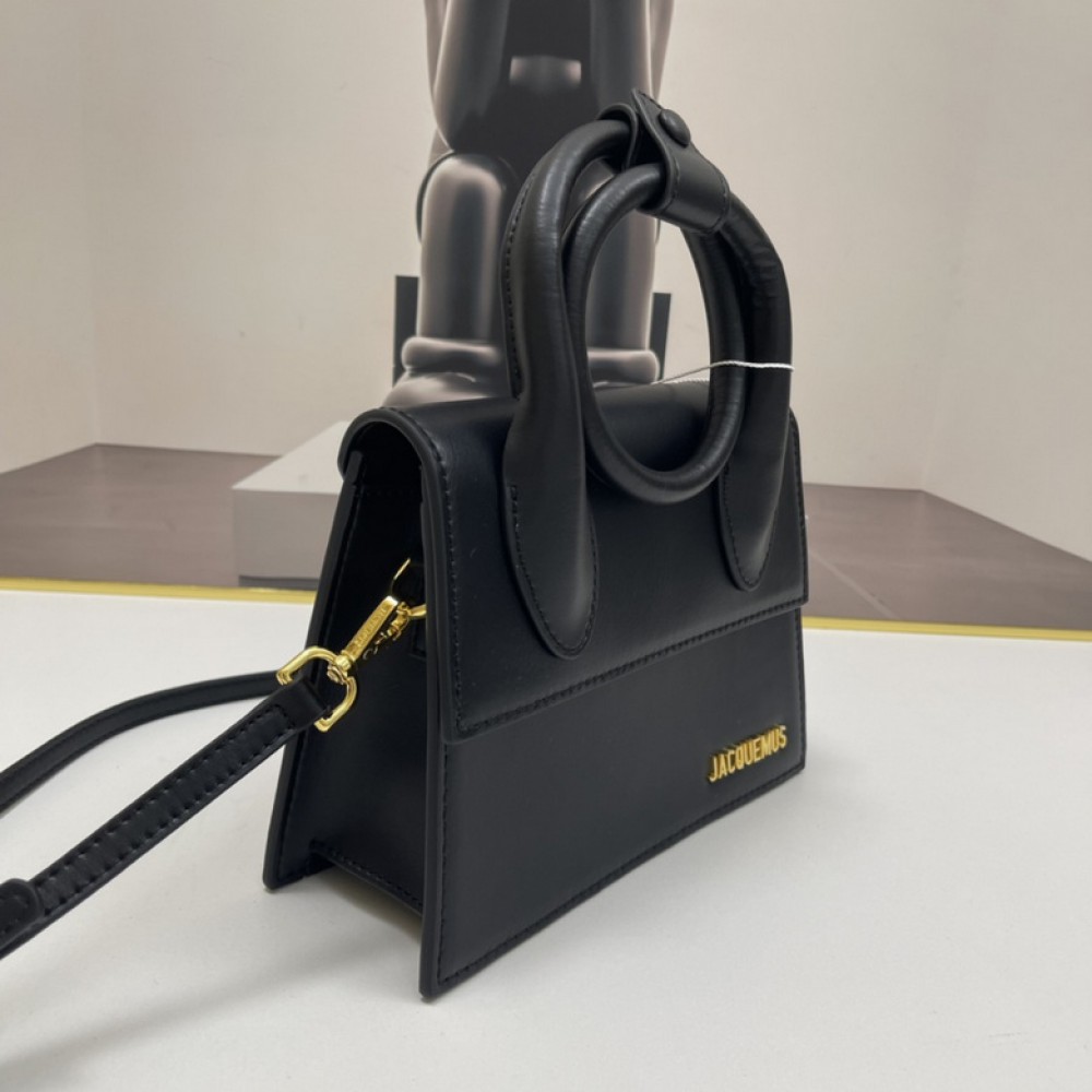 Le Chiquito Noeud leather top handle bag 20x15.5cm 