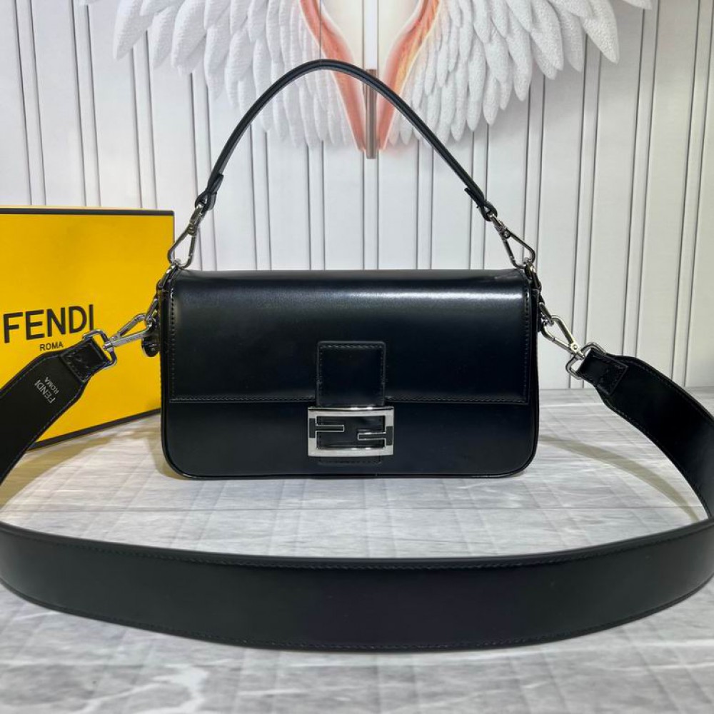 Fendi baguette leather black 26cm Bags