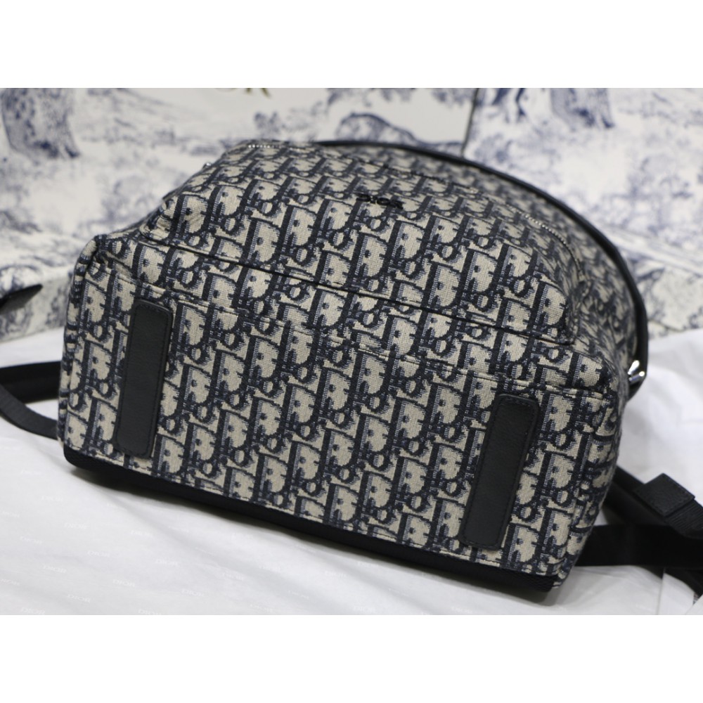 Dior backpack 30x15x42cm / 26-15-35cm Bags