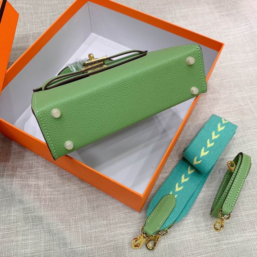 Hermes kelly bag 22cm mint green Bags