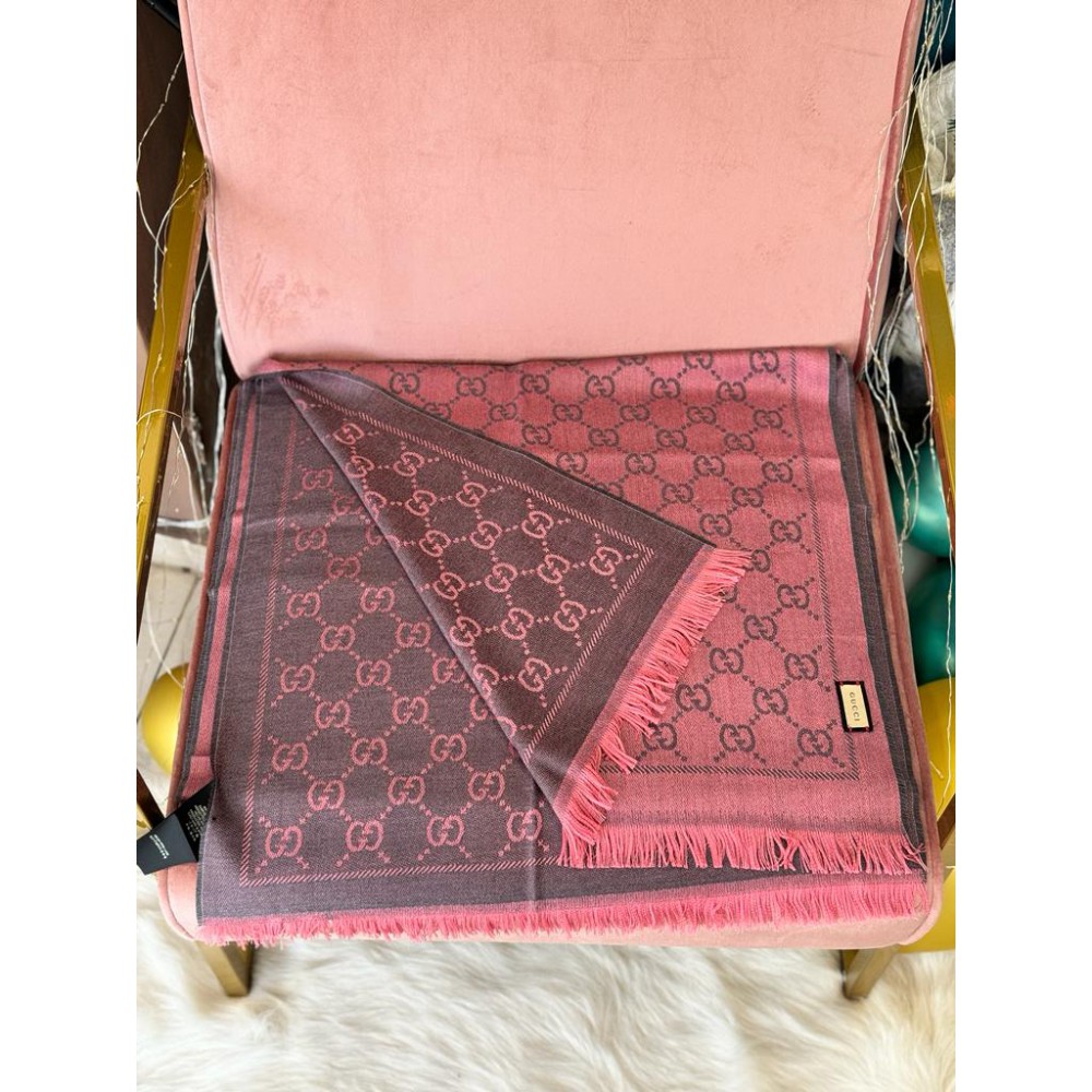 Gucci scarf silk 35% wool 65% Accesories