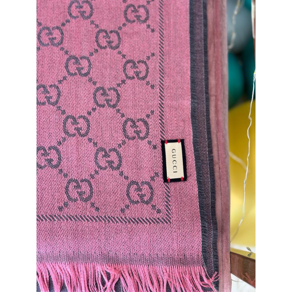 Gucci scarf silk 35% wool 65% Accesories