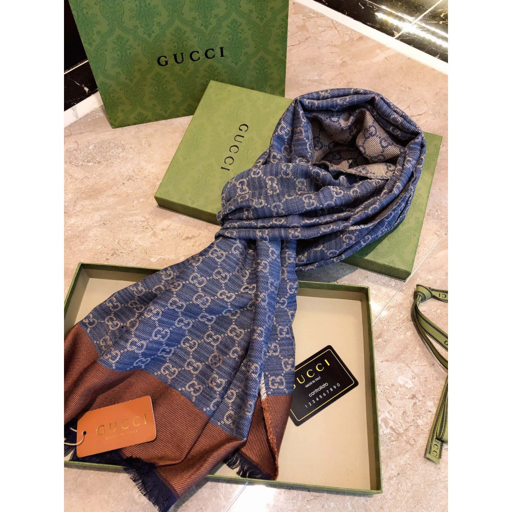 Gucci scarf silk 35% wool 65% Accesories