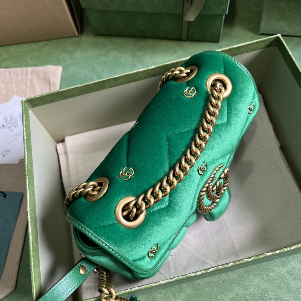 Gucci marmont 22x13x6cm velvet 2024 green Bags