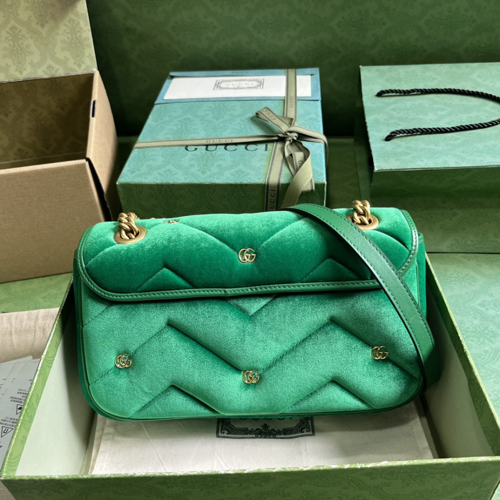 Gucci marmont 26x15x7cm velvet 2024 green Bags