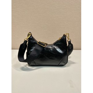 Prada re edition 2002 leather 23x17x6.5cm Bags