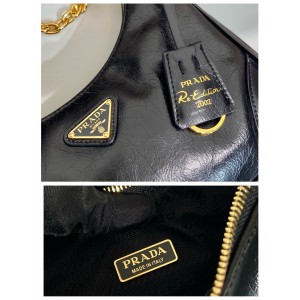 Prada re edition 2002 leather 23x17x6.5cm Bags
