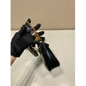 Prada re edition 2002 leather 23x17x6.5cm Bags