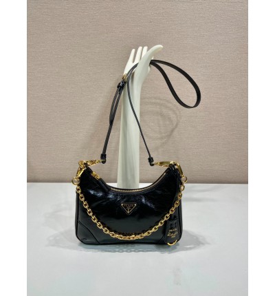 Prada re edition 2002 leather 23x17x6.5cm leather strap