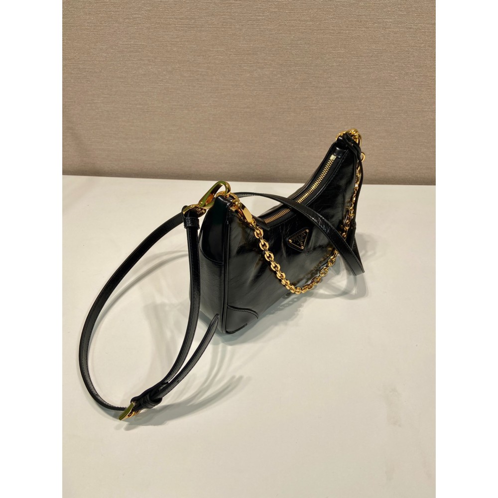 Prada re edition 2002 leather 23x17x6.5cm leather strap Bags