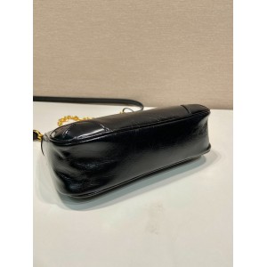 Prada re edition 2002 leather 23x17x6.5cm leather strap Bags