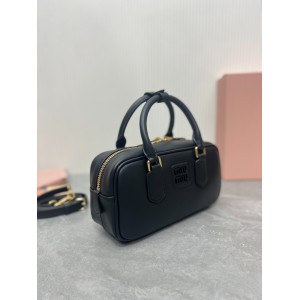 Miu miu Black Arcadie Leather Bag 22X10.5X7.5Cm Bags