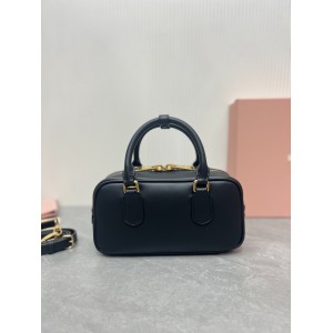 Miu miu Black Arcadie Leather Bag 22X10.5X7.5Cm Bags