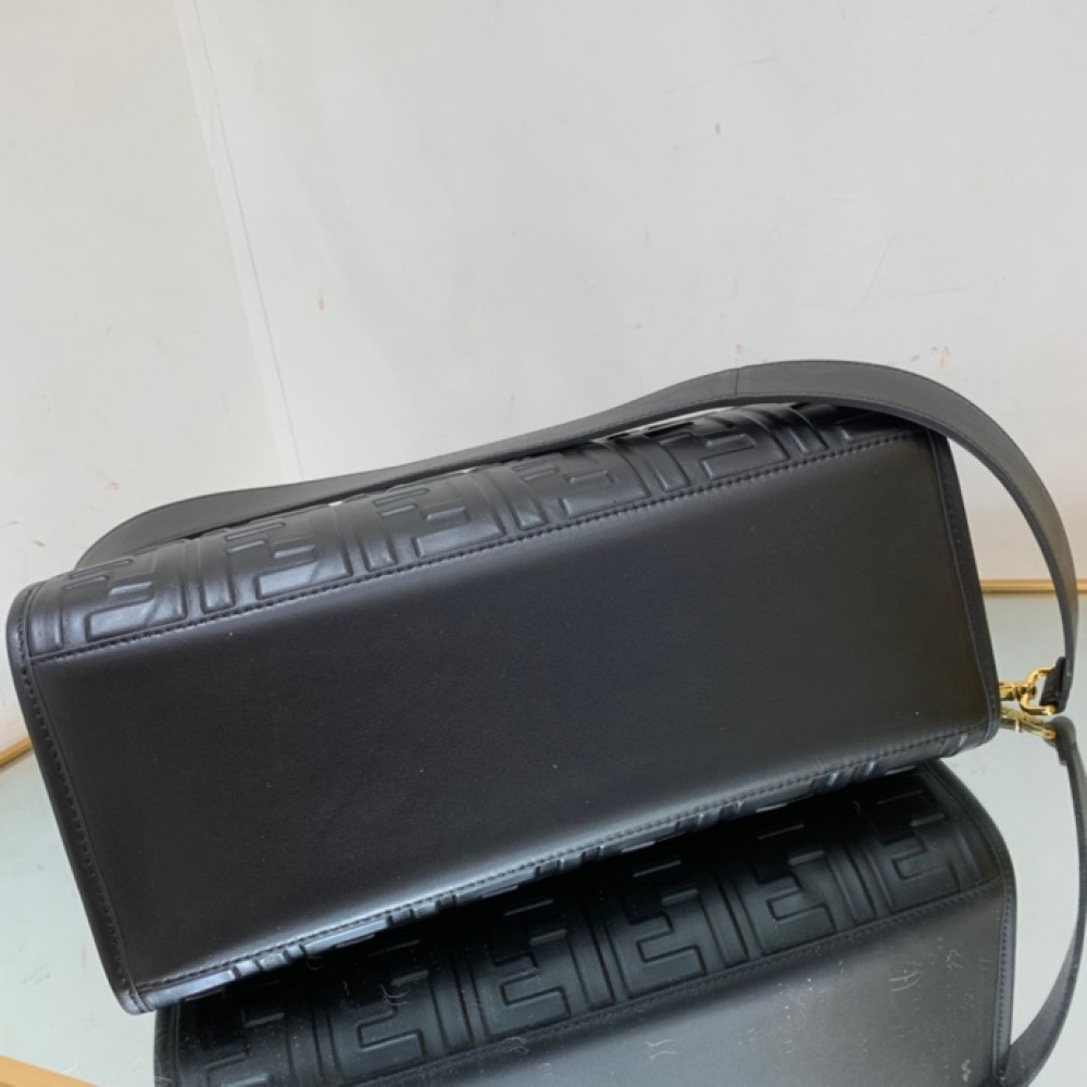 Fendi tote 35cm leather Bags