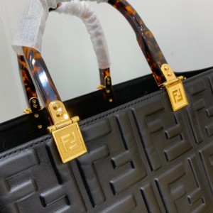Fendi tote 35cm leather Bags