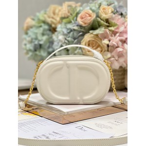 Dior montaigne 18*6*11cm white Bags