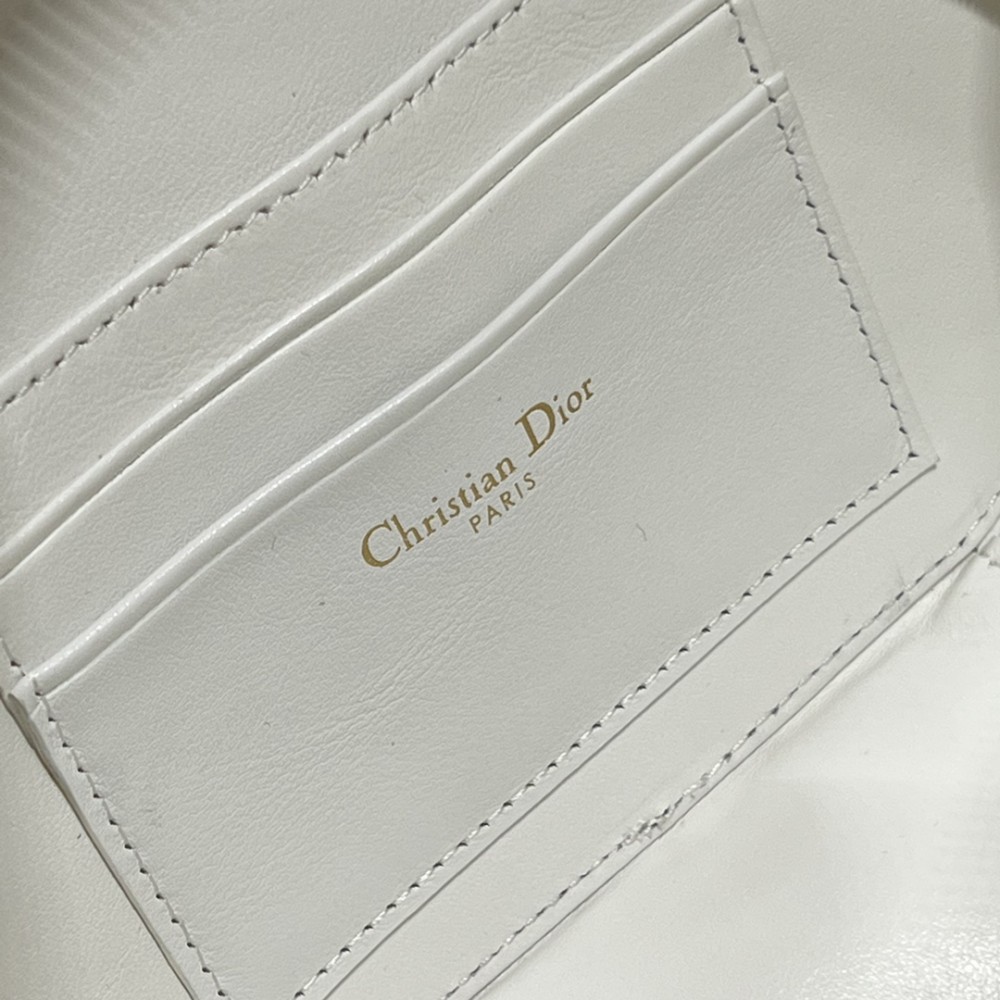 Dior montaigne 18*6*11cm white Bags